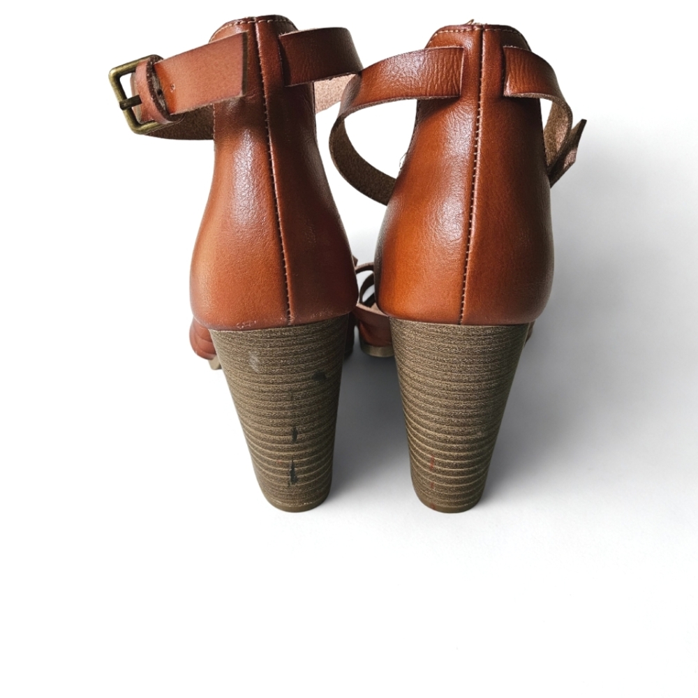 Universal Thread Addie tan strap block heels - Picture 3 of 4